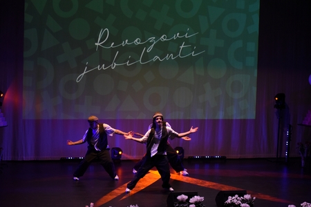 Revozovi jubilanti 6